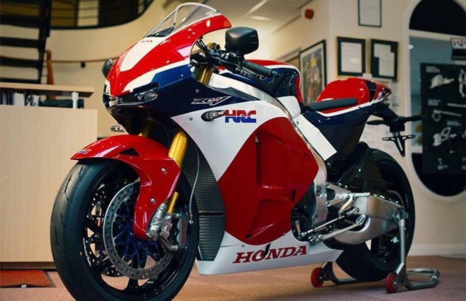 Honda RC213V-S)(Honda RC213V-S Honda RC213V-S)(Honda RC213V-S