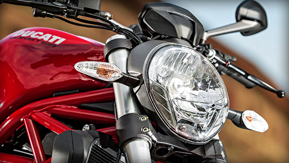Ducati-Monster-821-headlight Ducati-Monster-821-headlight