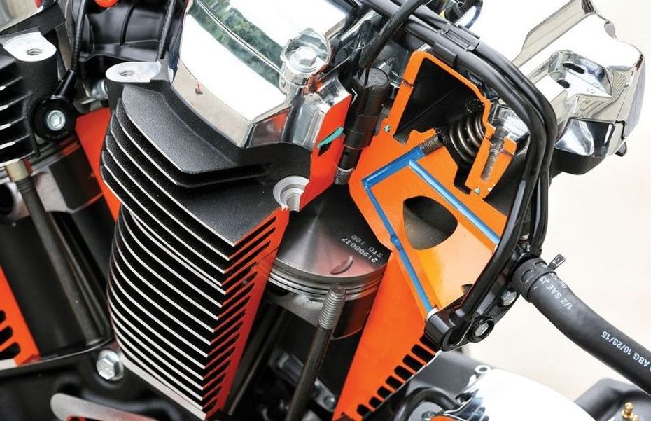 Harley-Davidson Milwaukee-Eight oil cooling