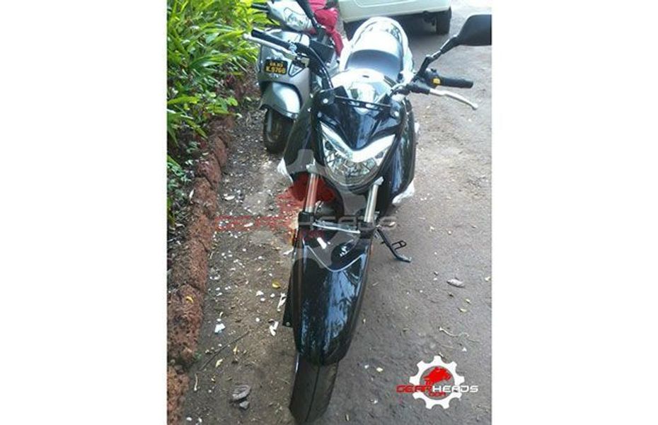 2013 Suzuki Inazuma GW250 Spyshot