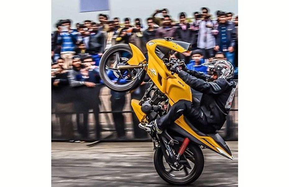 Karizma R