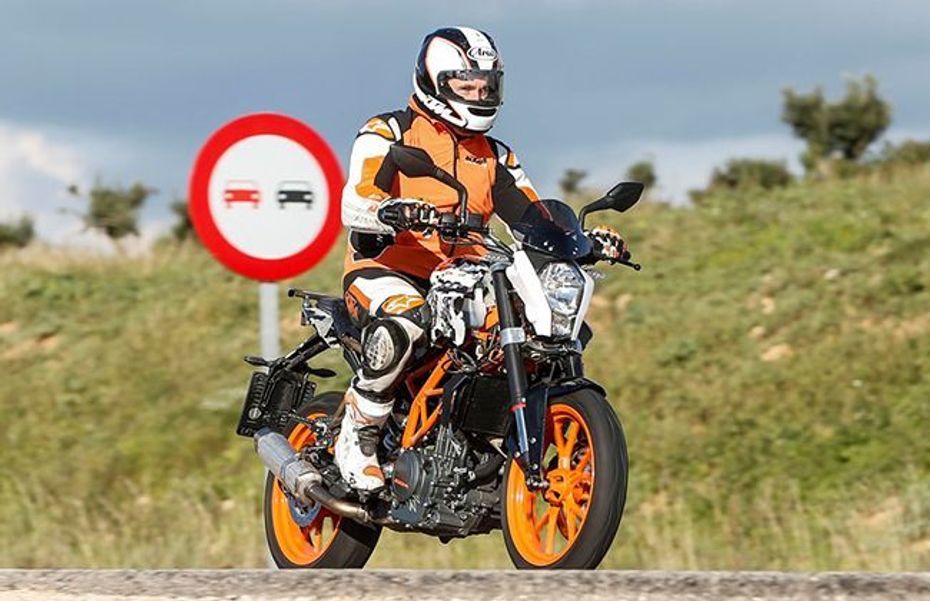 2015 KTM 390 Duke 2015 KTM 390 Duke