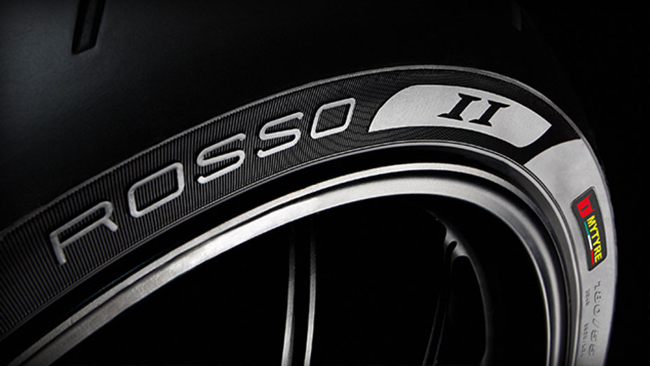 Ducati-Monster-821-tyre Ducati-Monster-821-tyre