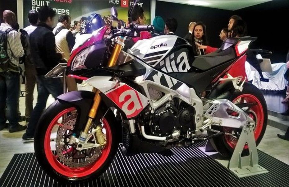 Aprilia Tuono V4 1100
