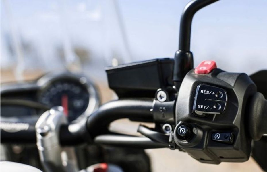 Triumph Tiger 800 XCA