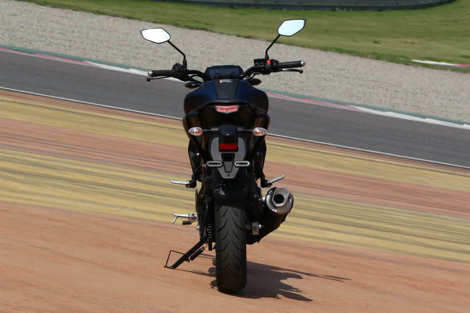 Yamaha MT-15 Picture Gallery