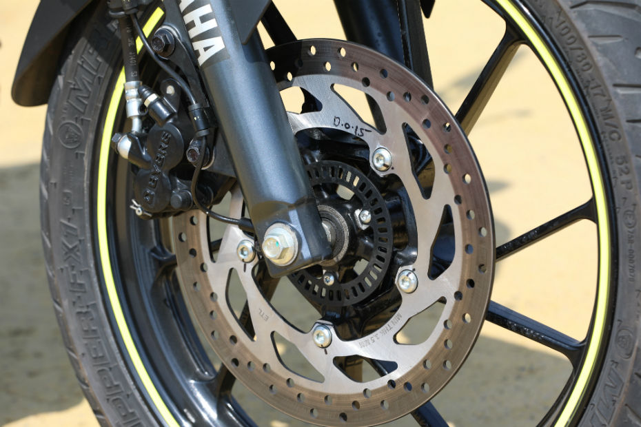 Yamaha MT-15 vs R15 V3.0