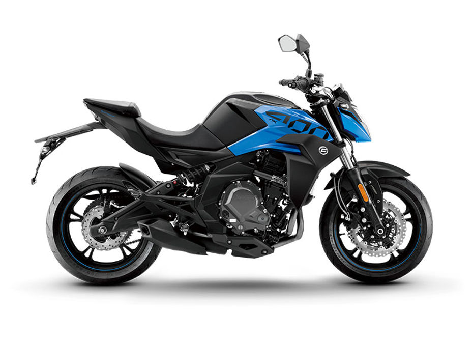CFMoto 400NK spotted testing in India