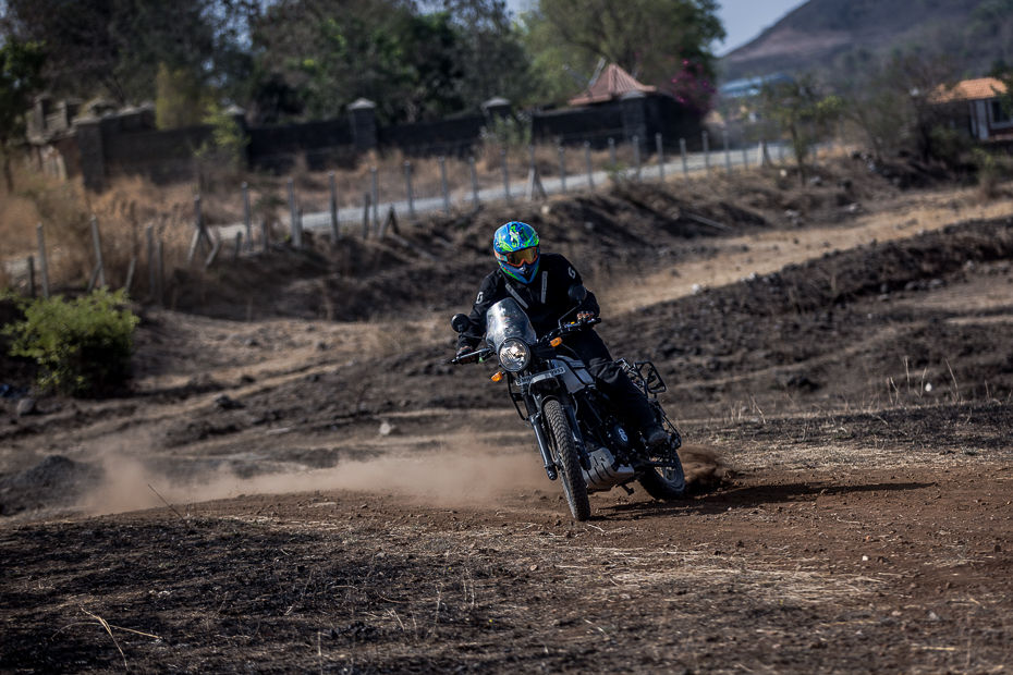 Hero XPulse 200 vs RE Himalayan Spec Comparo