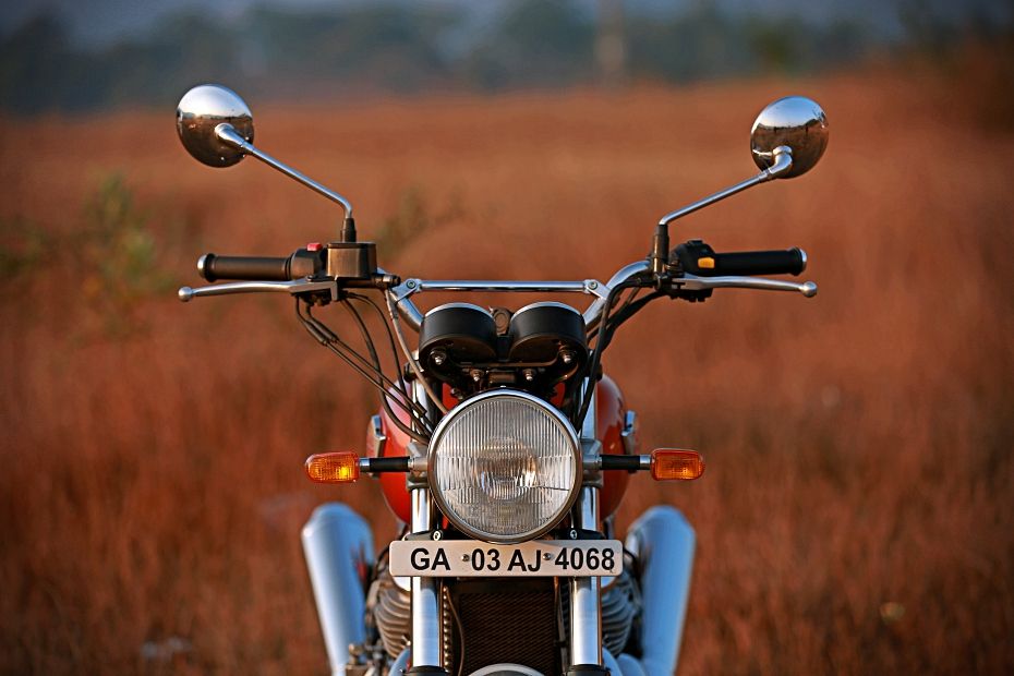 Royal Enfield Interceptor 650 review image gallery