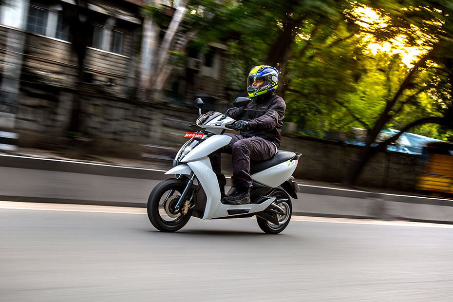22Kymco iFlow vs Ather 450 spec comparison