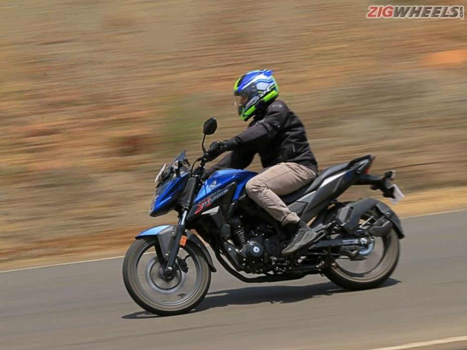 Honda X-Blade vs Honda CB Hornet 160R Real World Performance Compared