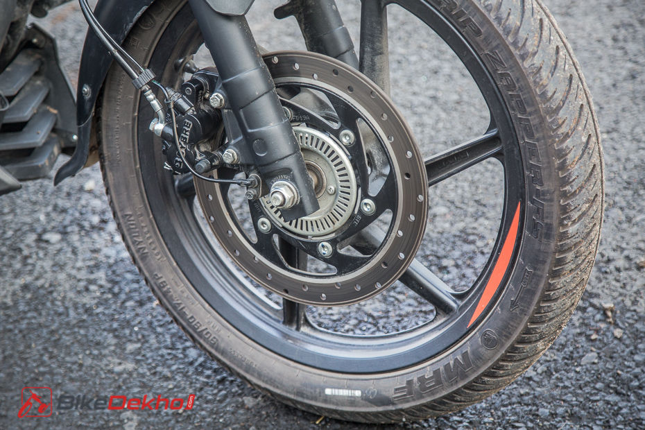 Bajaj Pulsar 180F Review Image Gallery