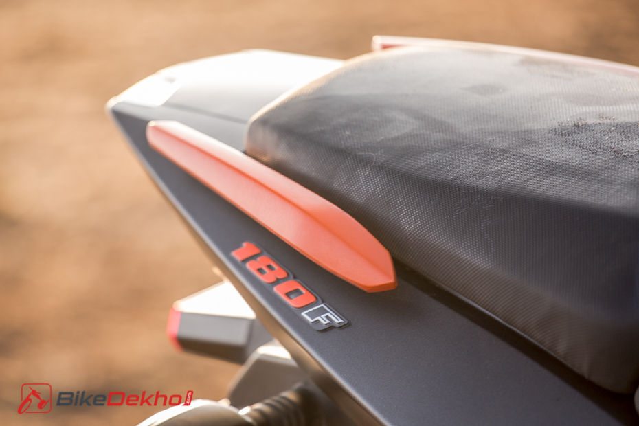 Bajaj Pulsar 180F Review Image Gallery