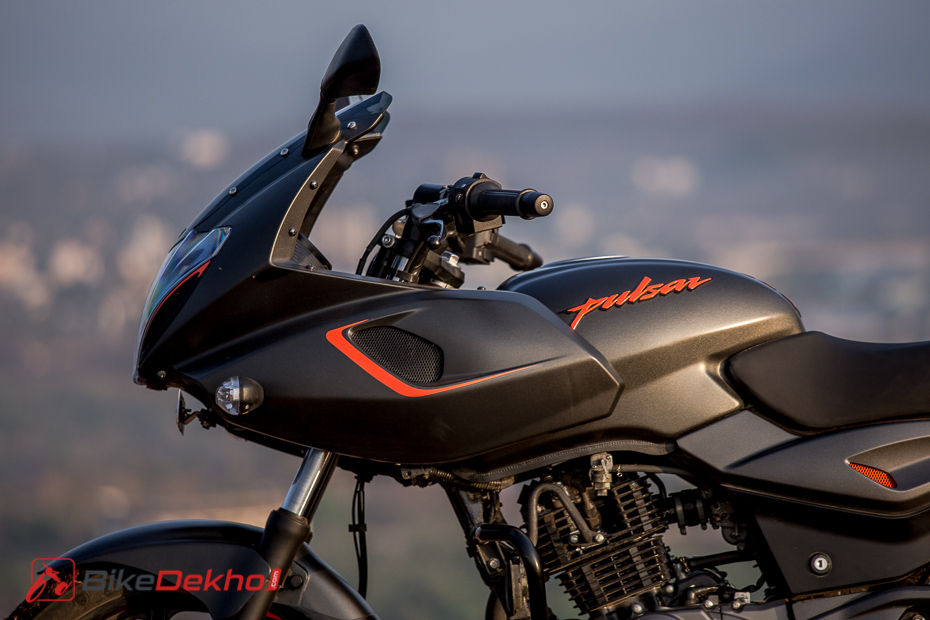 Bajaj Pulsar 180F Review Image Gallery