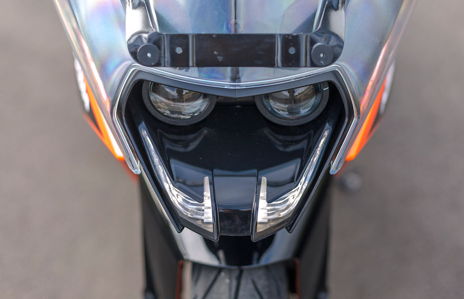 KTM RC 125 review Image gallery