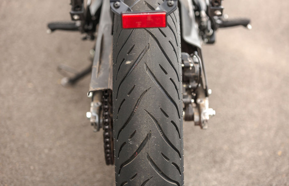 KTM RC 125 review Image gallery