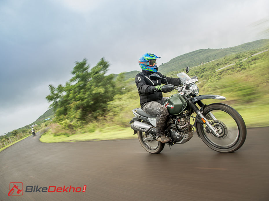 Hero XPulse 200 vs Royal Enfield Himalayan