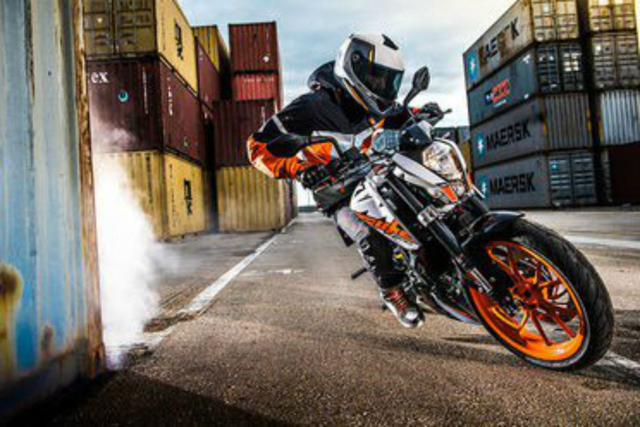 KTM 200 Duke Pros Cons Should you buy it