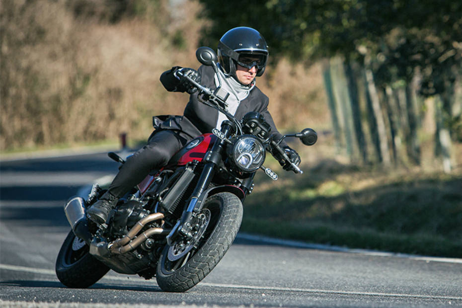 Benelli Leoncino 500 Scrambler Launch