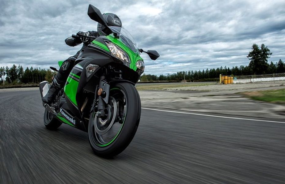 Kawasaki Ninja 300 Kawasaki Racing Team