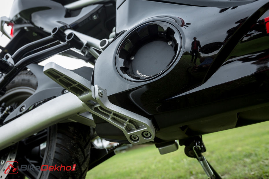 Revolt RV400 Review Image Gallery