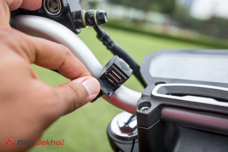 Revolt RV400 Review Image Gallery