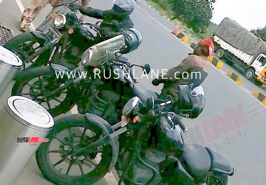 Next-generation 2020 Royal Enfield Thunderbird X Spotted Testing
