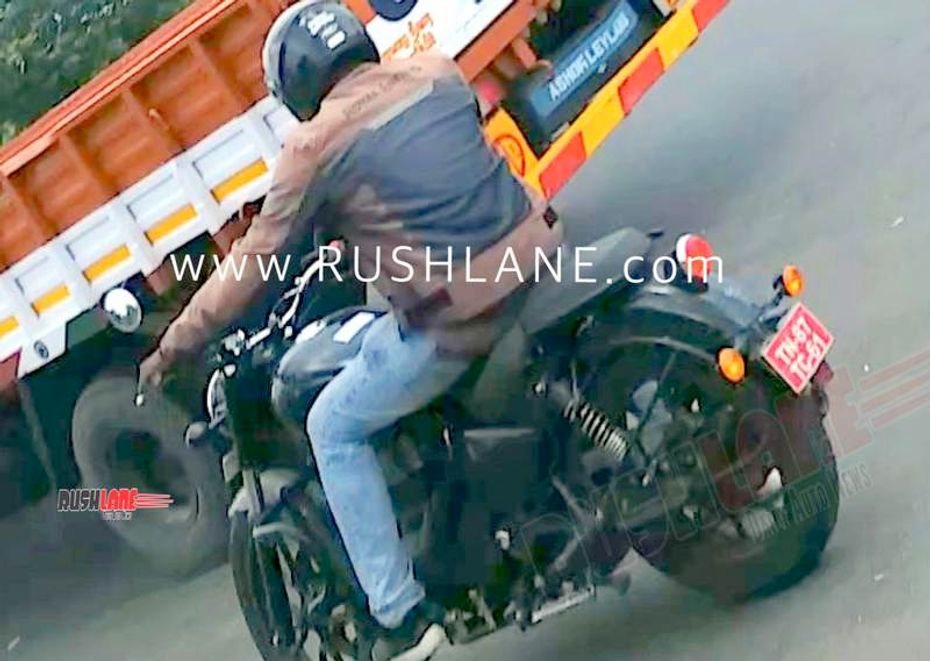 Next-generation 2020 Royal Enfield Thunderbird X Spotted Testing