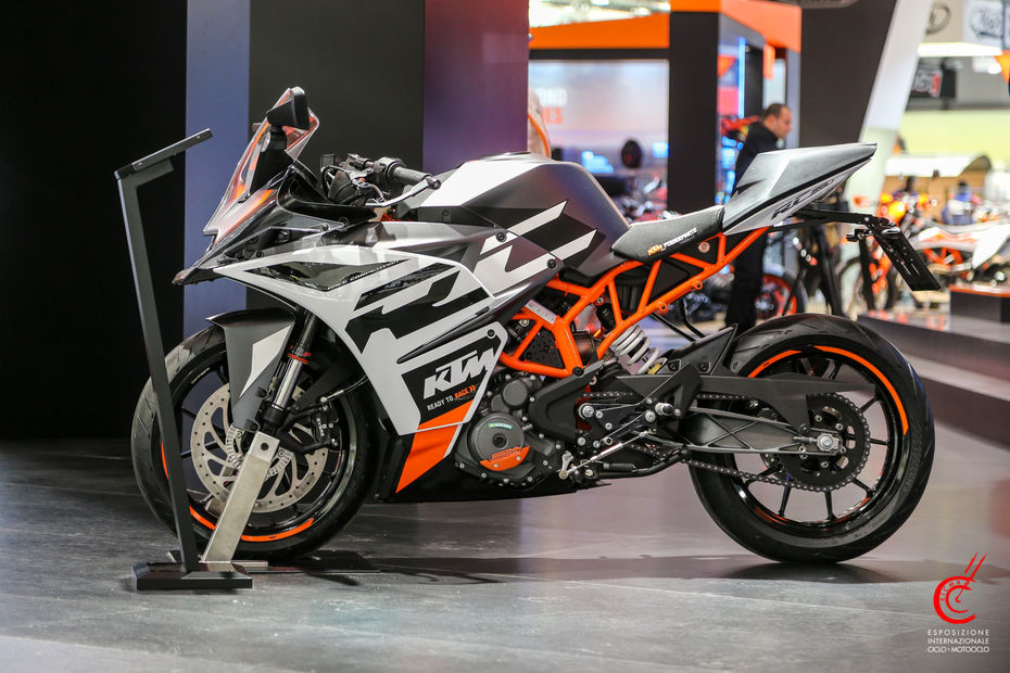 KTM RC 390 And RC 125 Get New Livery 