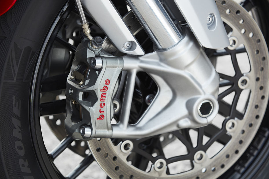 Triumph Rocket 3 unveiled in India