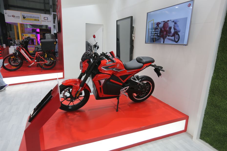 Hero Electric AE-47 e-Bike Image Gallery