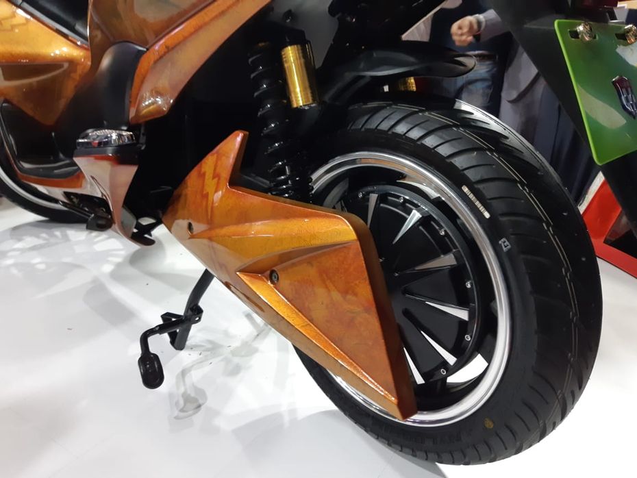 Okinawa Cruiser Electric Maxi-Scooter 5 Things To Know