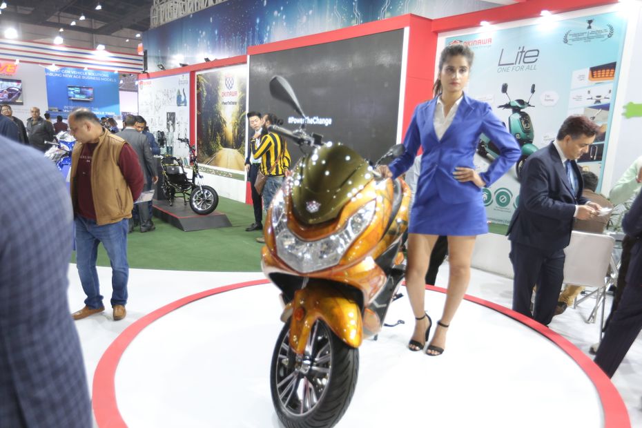 Okinawa Cruiser Electric Maxi-Scooter 5 Things To Know