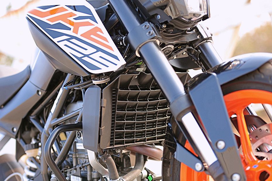 KTM 125 Duke BS6 vs BS4 Differences Explained