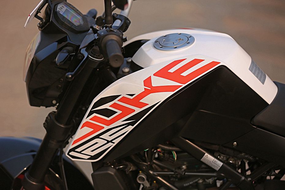 KTM 125 Duke BS6 vs BS4 Differences Explained