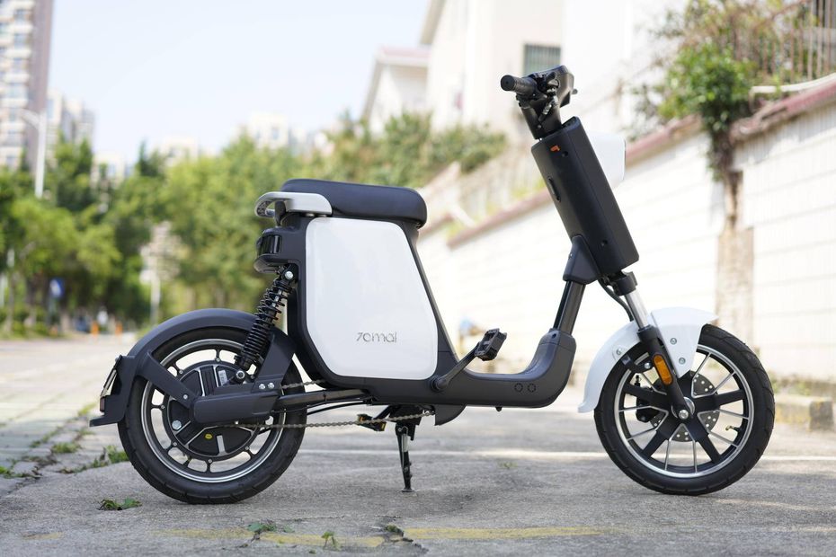 Xiaomi A1 and A1 Pro electric moped launched