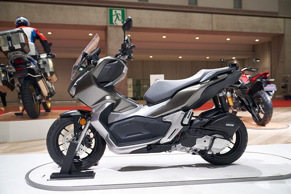 Honda ADV 150 Image Gallery