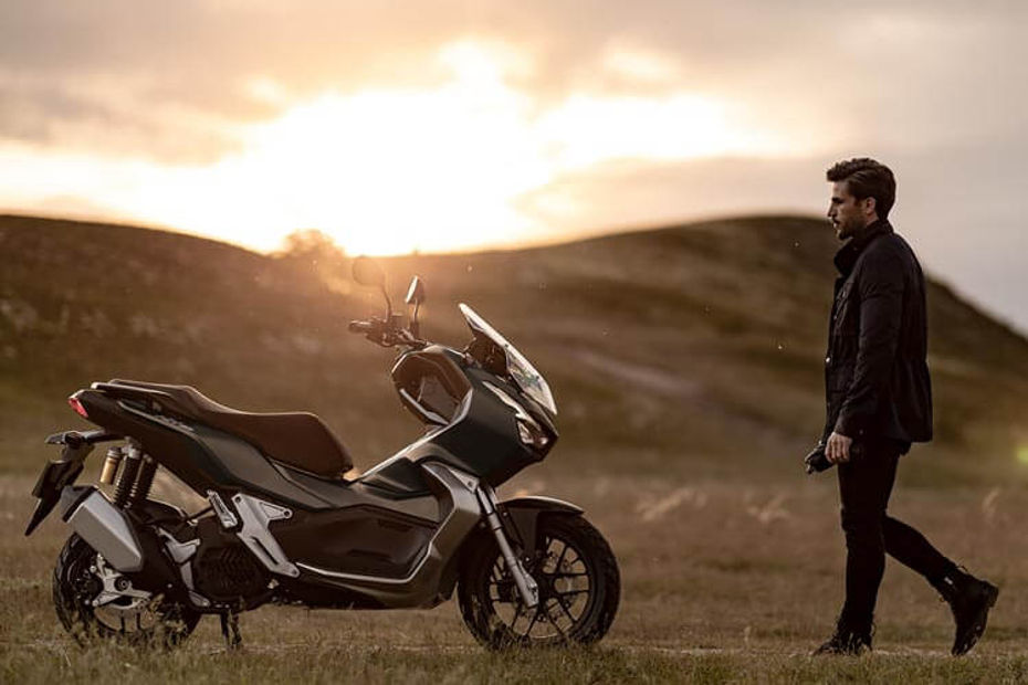 Honda ADV 150 Image Gallery