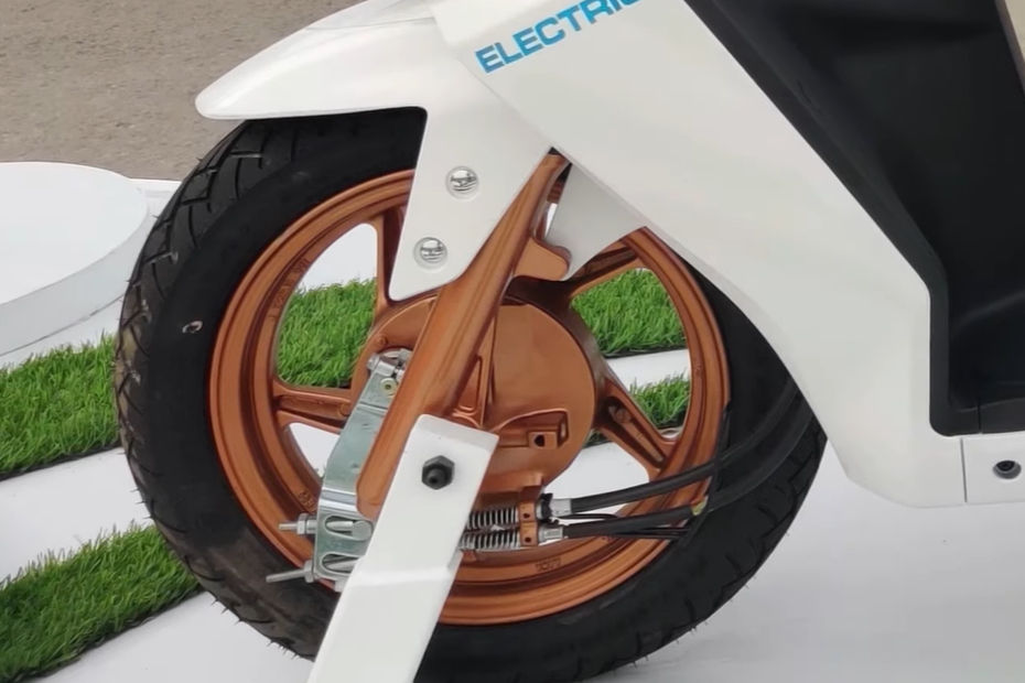 Hero eMaestro Electric Scooter To Launch Soon