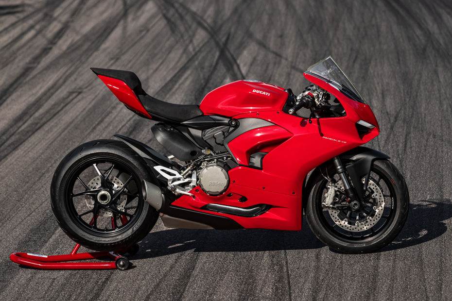 Ducati Panigale V2 Image Gallery