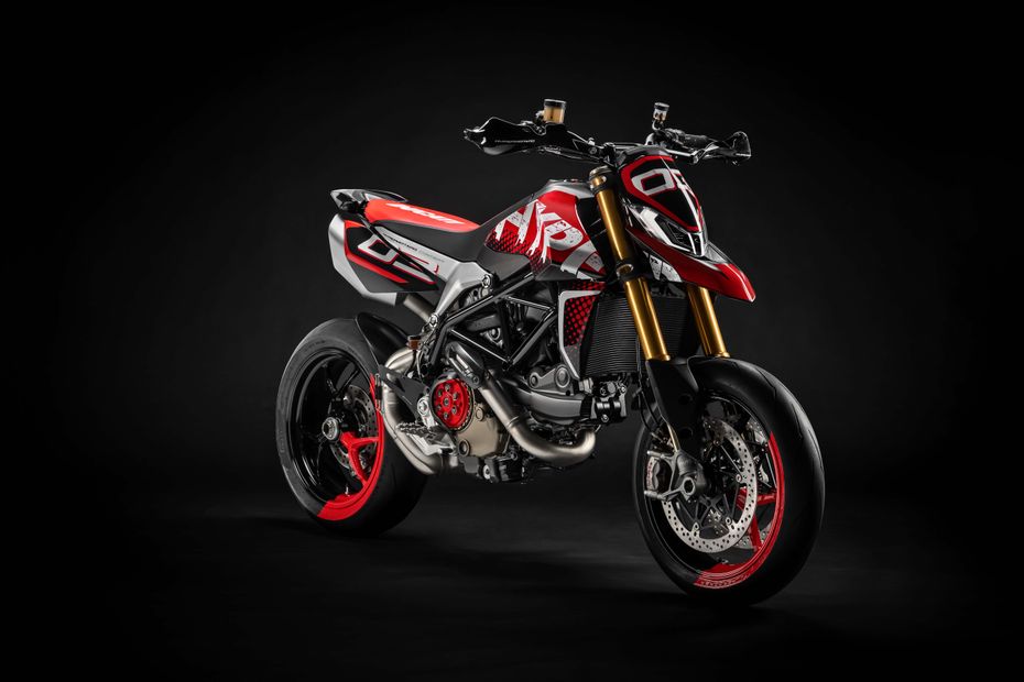 Hypermotard 950 RVE Unveiled