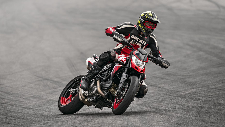 Hypermotard 950 RVE Unveiled
