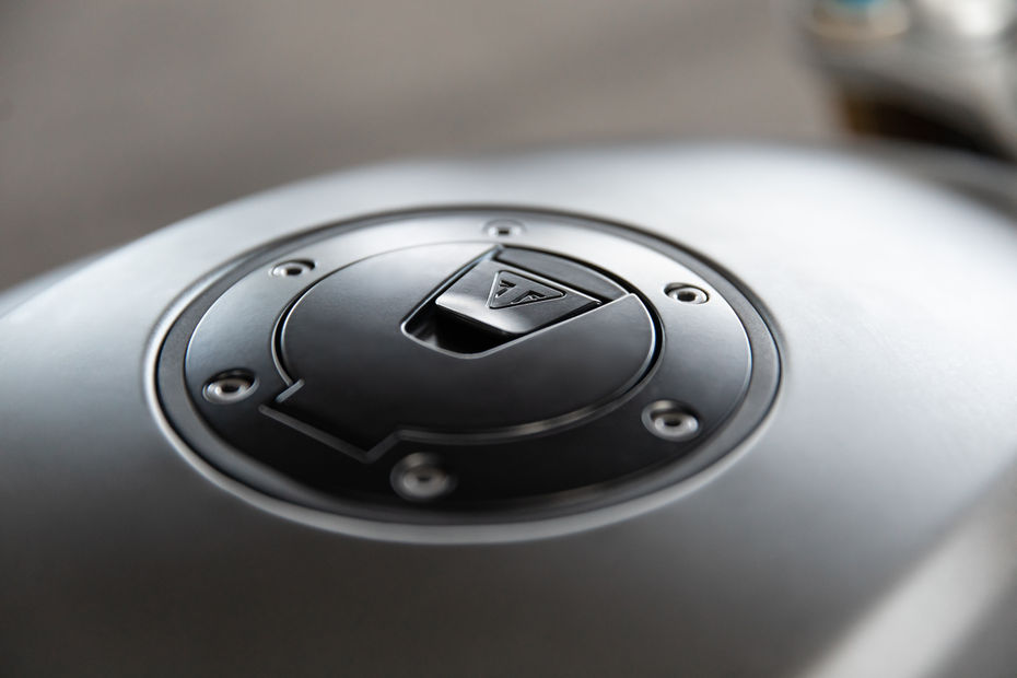 Triumph Speed Triple 1200 RS keyless