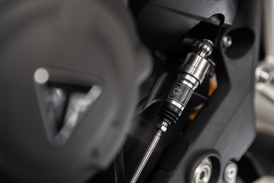 Triumph Speed Triple 1200 RS quickshifter