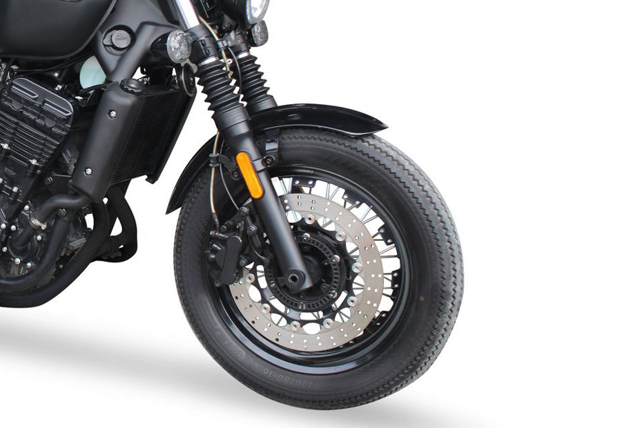 Bristol Bobber 650 vs Royal Enfield Interceptor 650 BS6: Spec Comparison