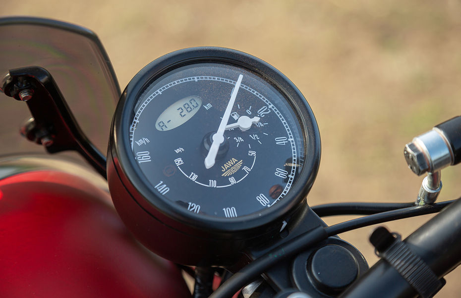 Jawa 42 2.1 console