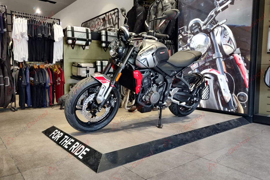 Triumph Trident 660 Arrives At Dealerships 
