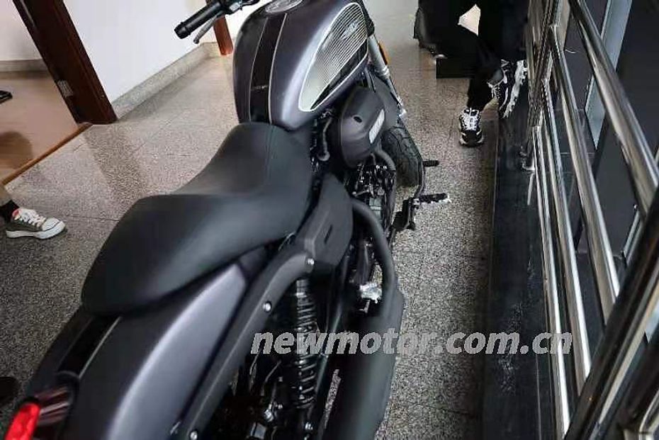 New Images Of The Possible Harley-Davidson 300cc Cruiser Emerge 