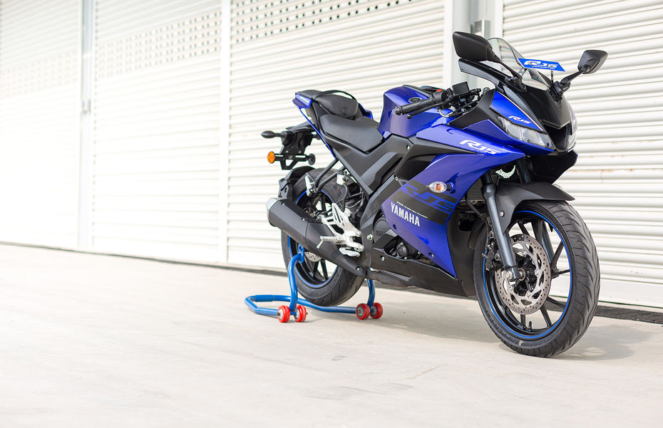Yamaha YZF-R15 V3 vs 2021 KTM RC 200: Buy Or Hold?
